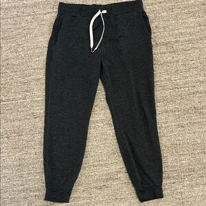 Vuori Heathered Black Jogger Pants